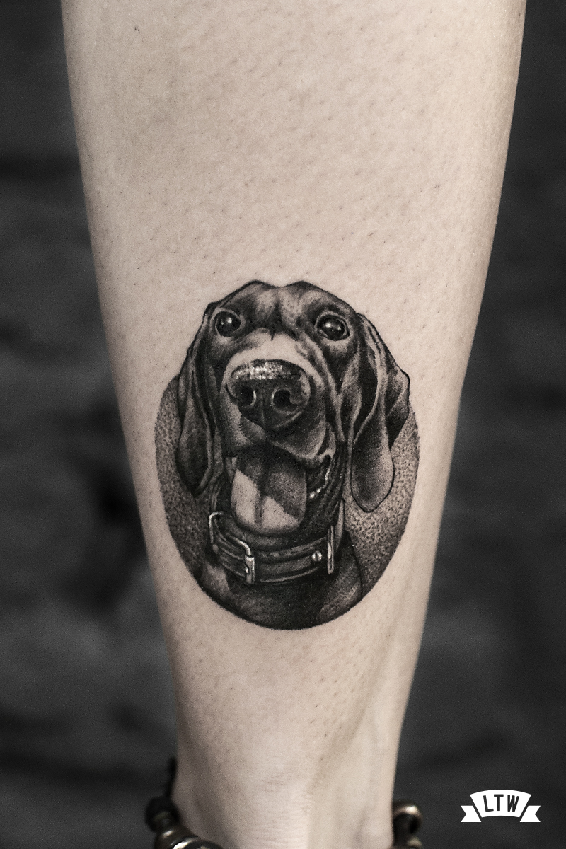 Dog tattooed by Andrés